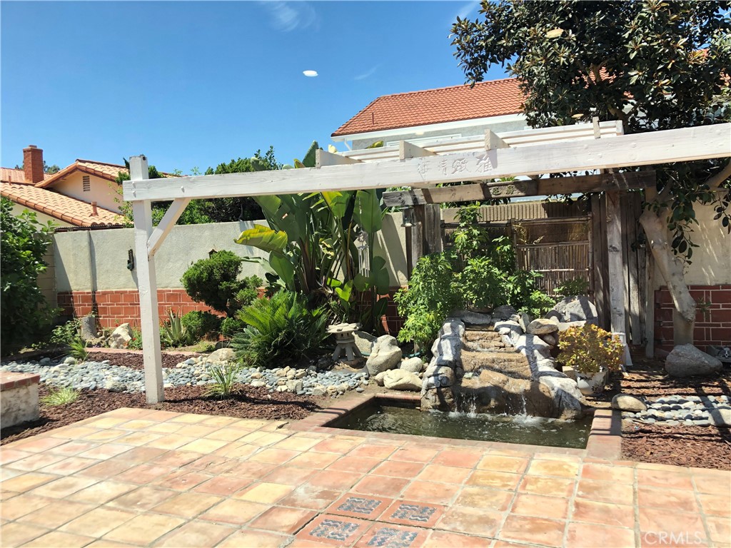 12439 Sunnycreek Lane