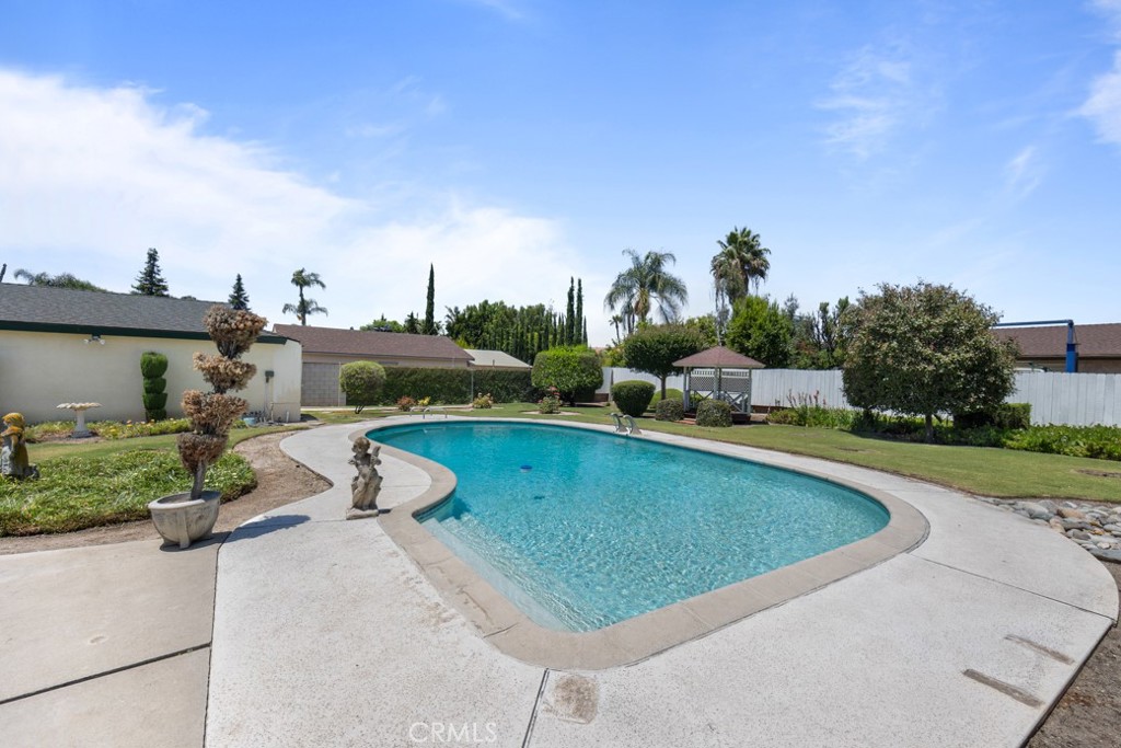 3127 E Virginia Avenue