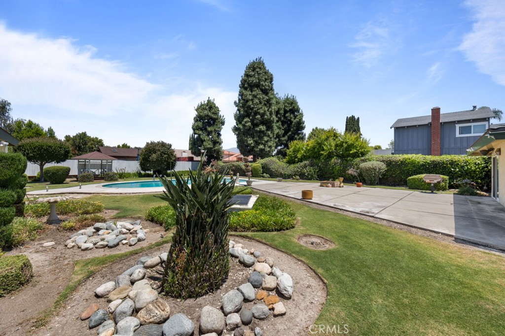 3127 E Virginia Avenue