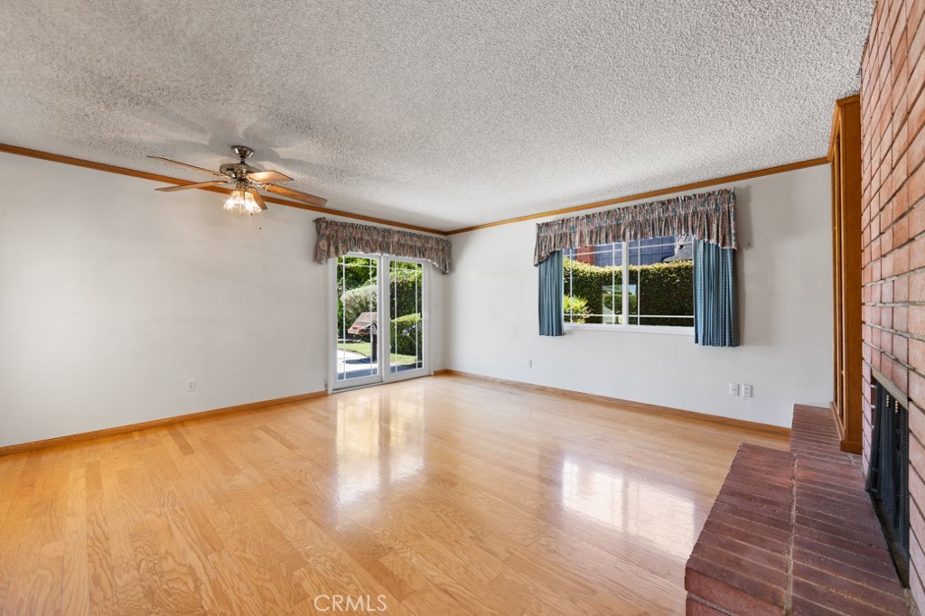 3127 E Virginia Avenue
