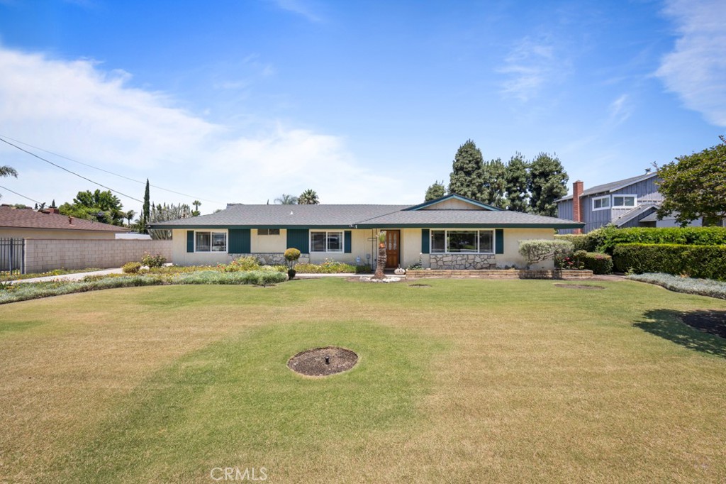 3127 E Virginia Avenue