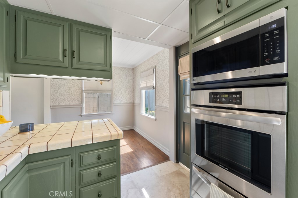 216 East 45th Street