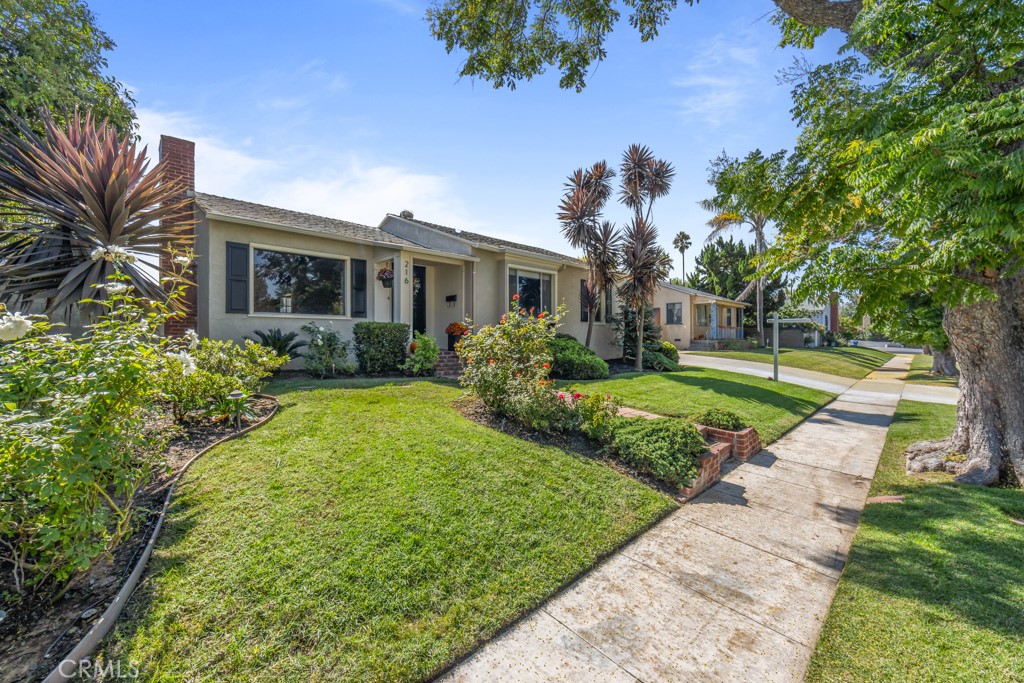 216 East 45th Street