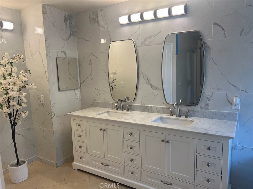 31348 Canterbury Court