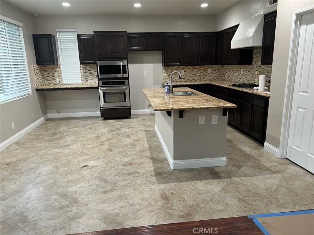 31348 Canterbury Court