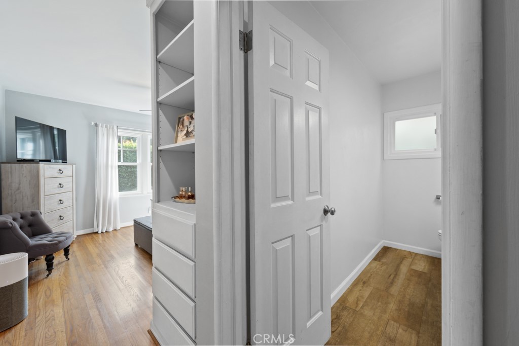 6880 East 10th Street