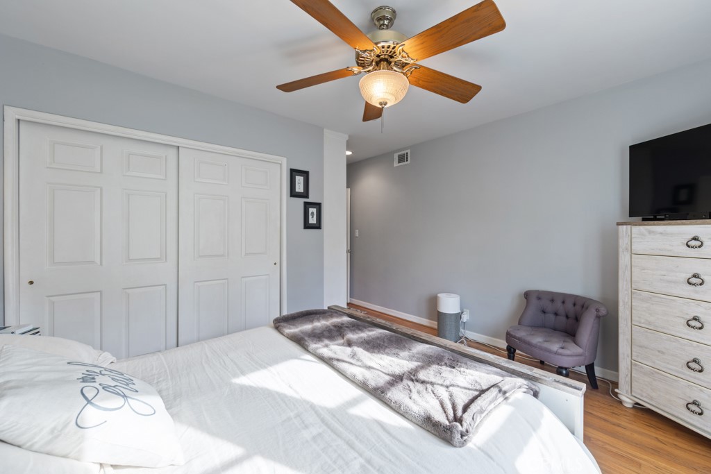 6880 East 10th Street