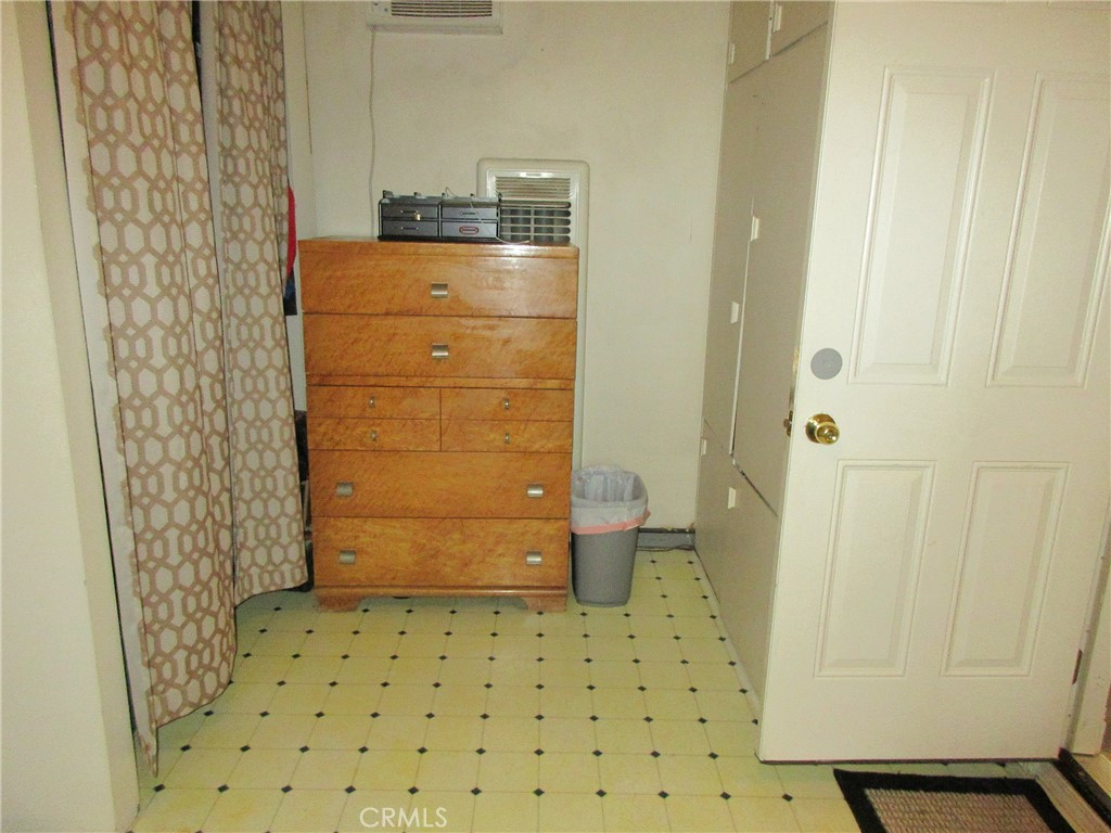 9664 Prichard Street