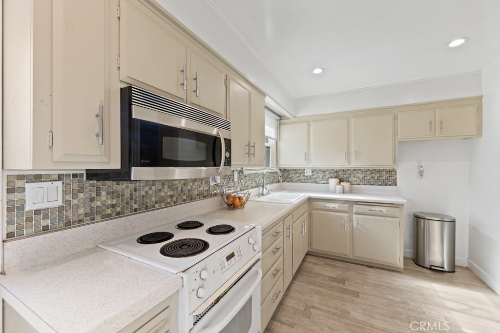 308 East 45th Street