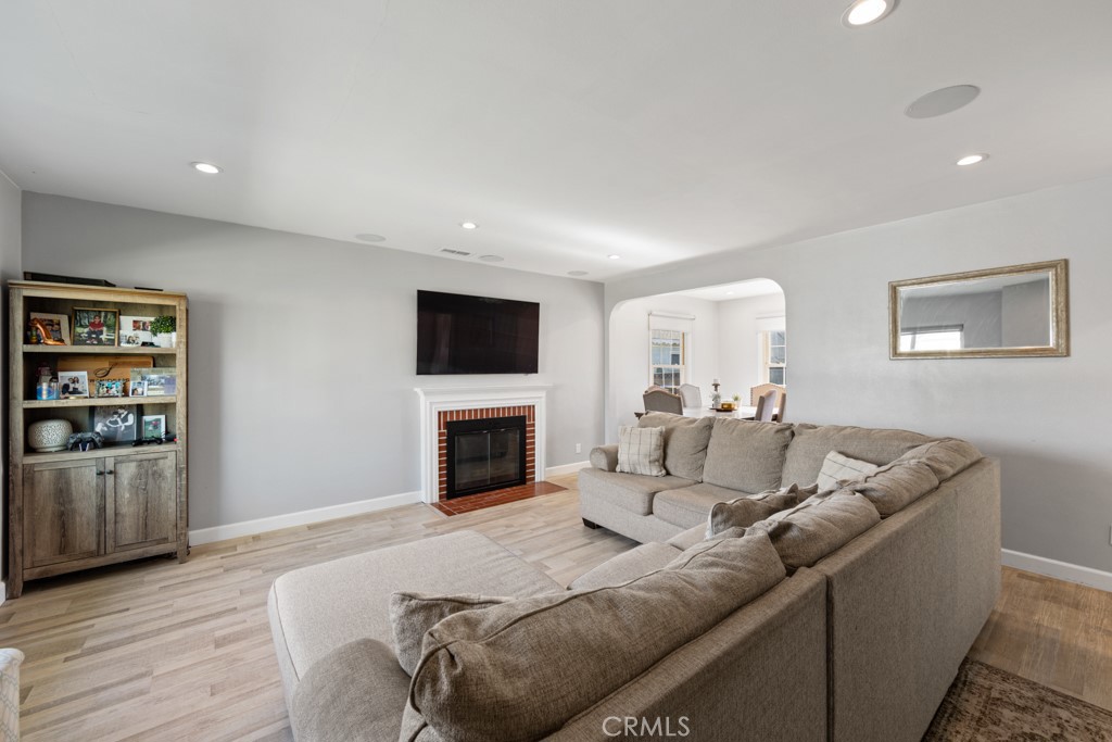 308 East 45th Street