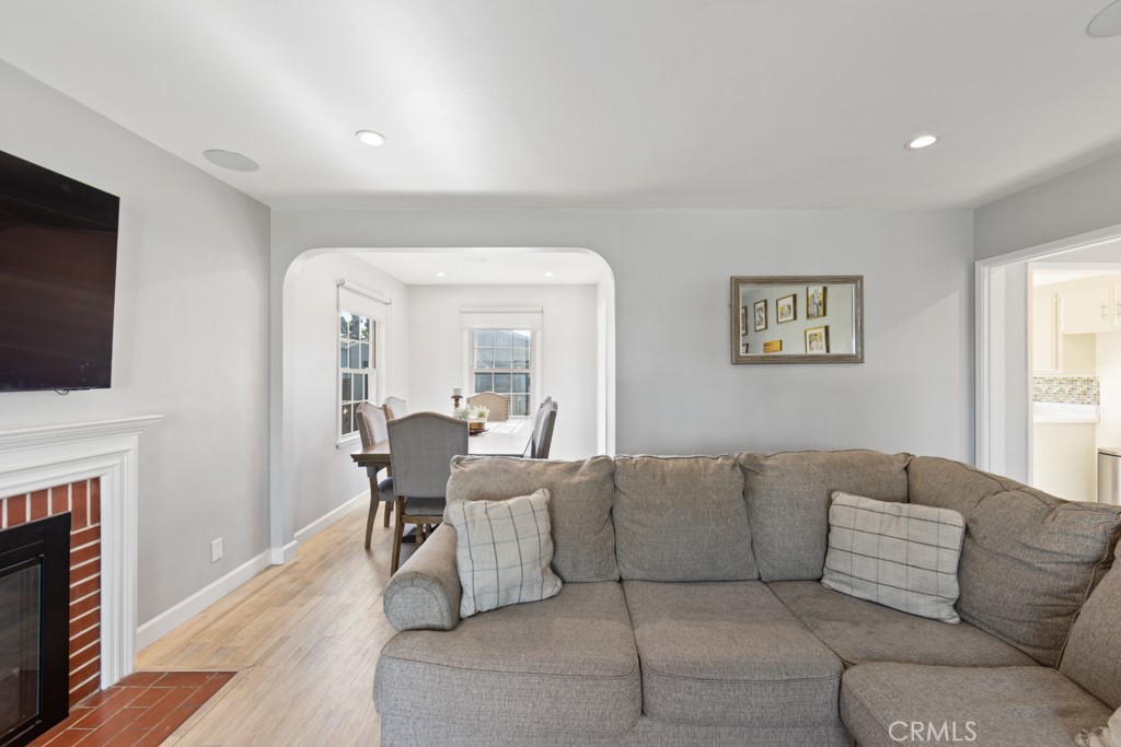 308 East 45th Street