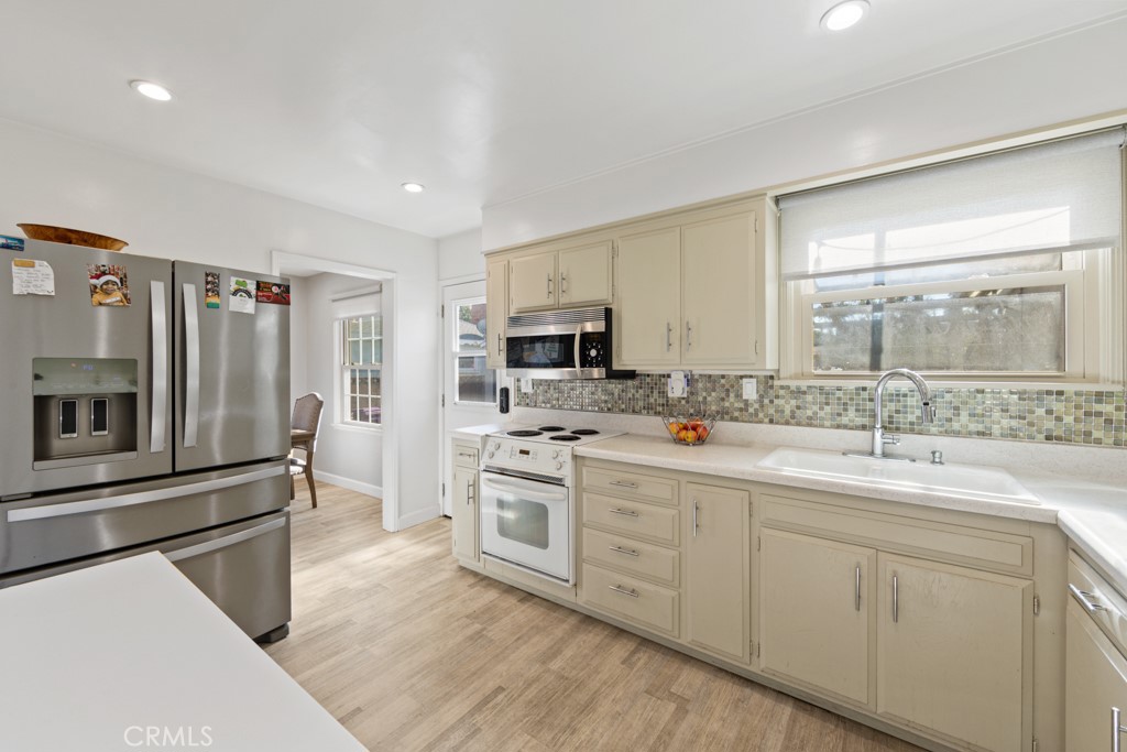 308 East 45th Street