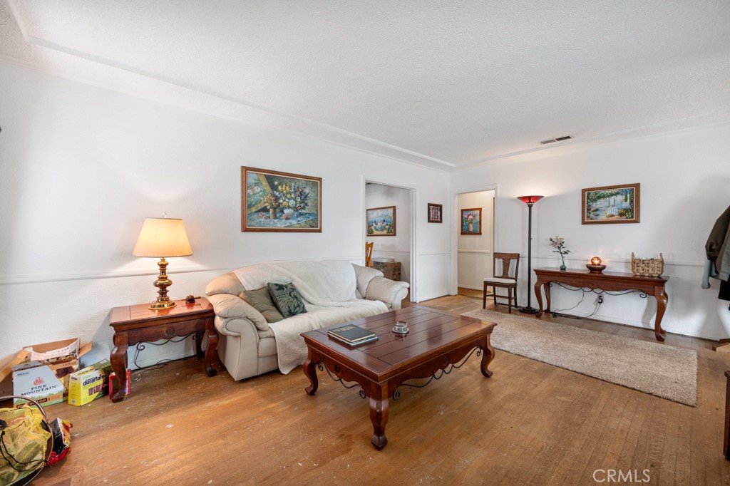 3636 Gardenia Avenue