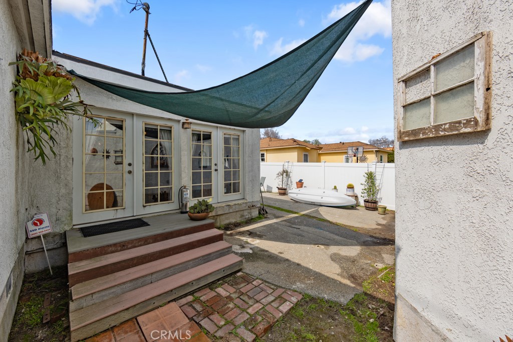 3636 Gardenia Avenue