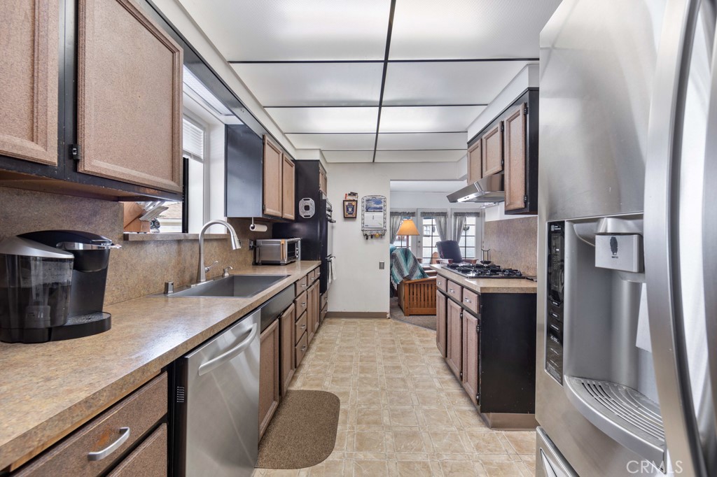 3636 Gardenia Avenue