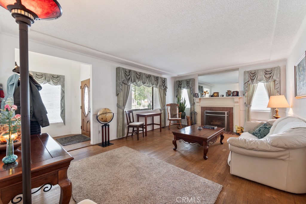 3636 Gardenia Avenue