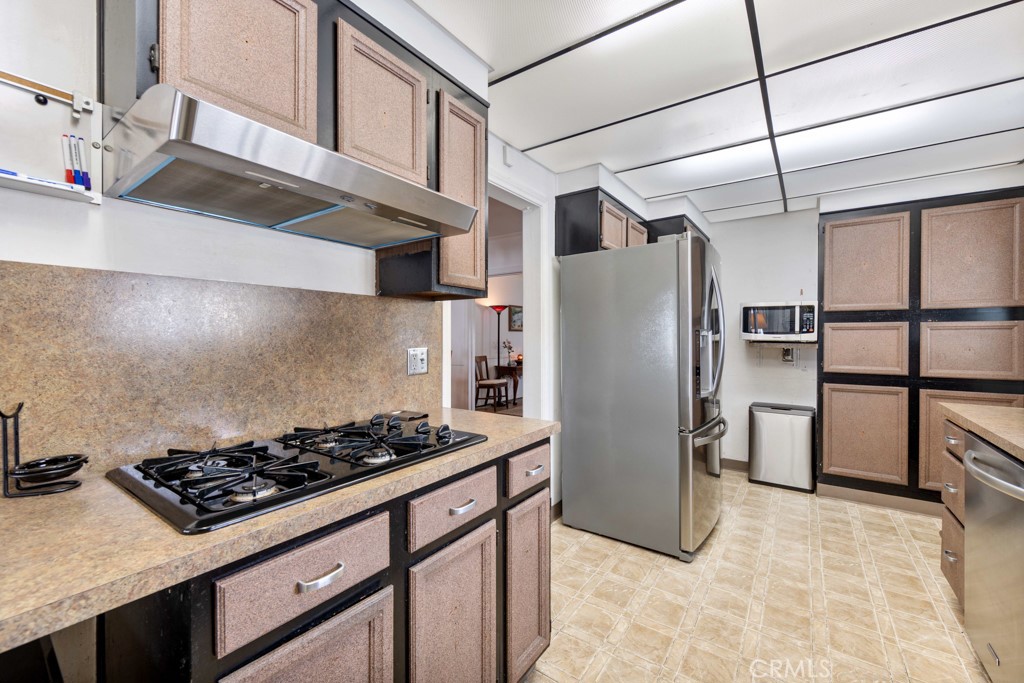 3636 Gardenia Avenue