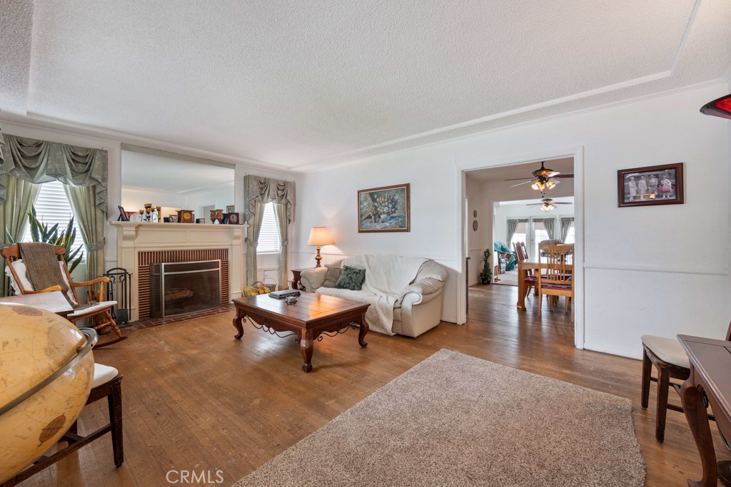 3636 Gardenia Avenue