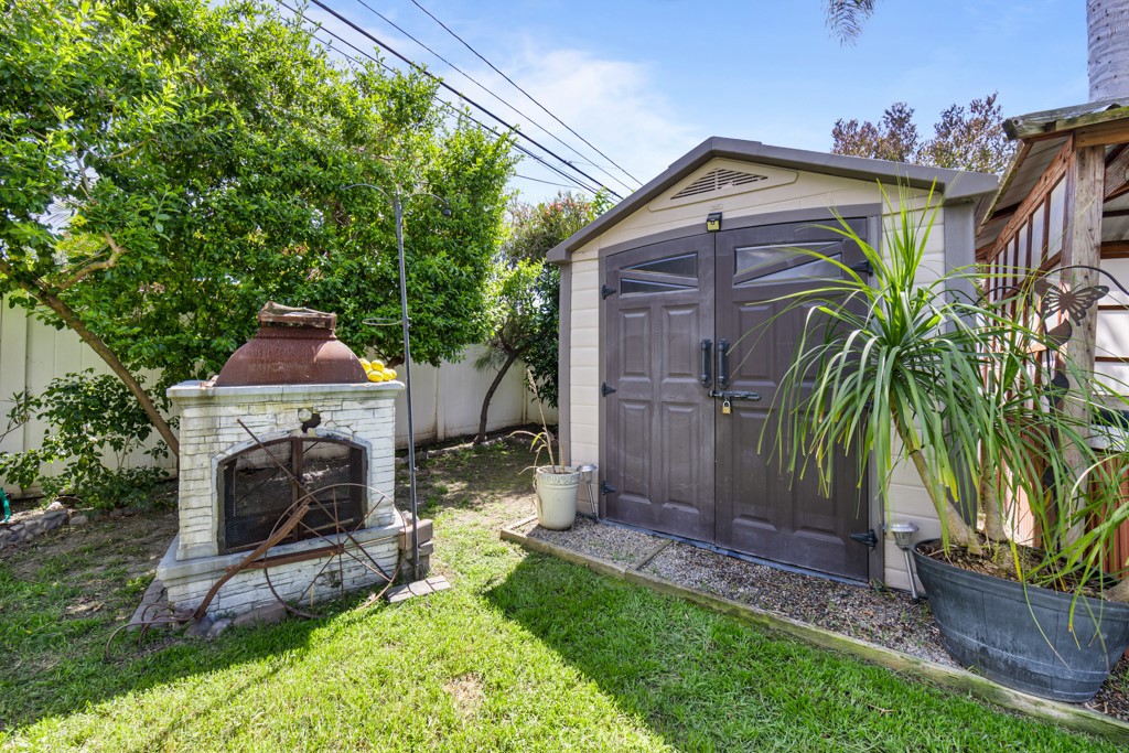 5338 Premiere Avenue