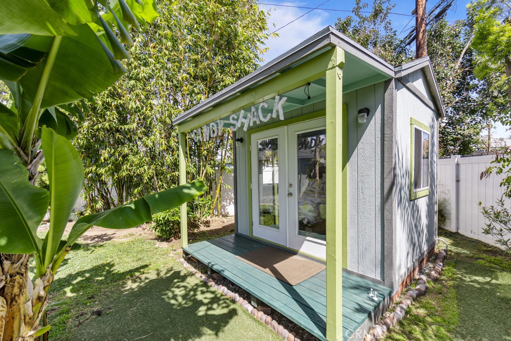 5338 Premiere Avenue