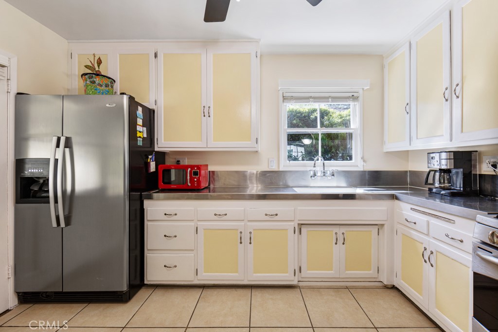 5338 Premiere Avenue