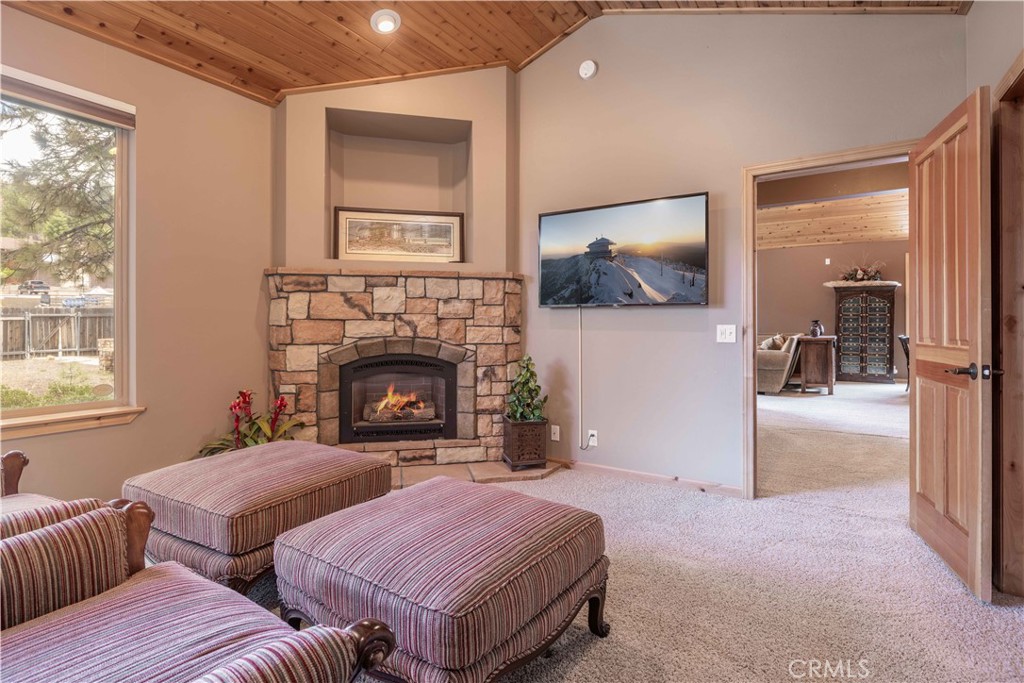 41741 Switzerland Drive