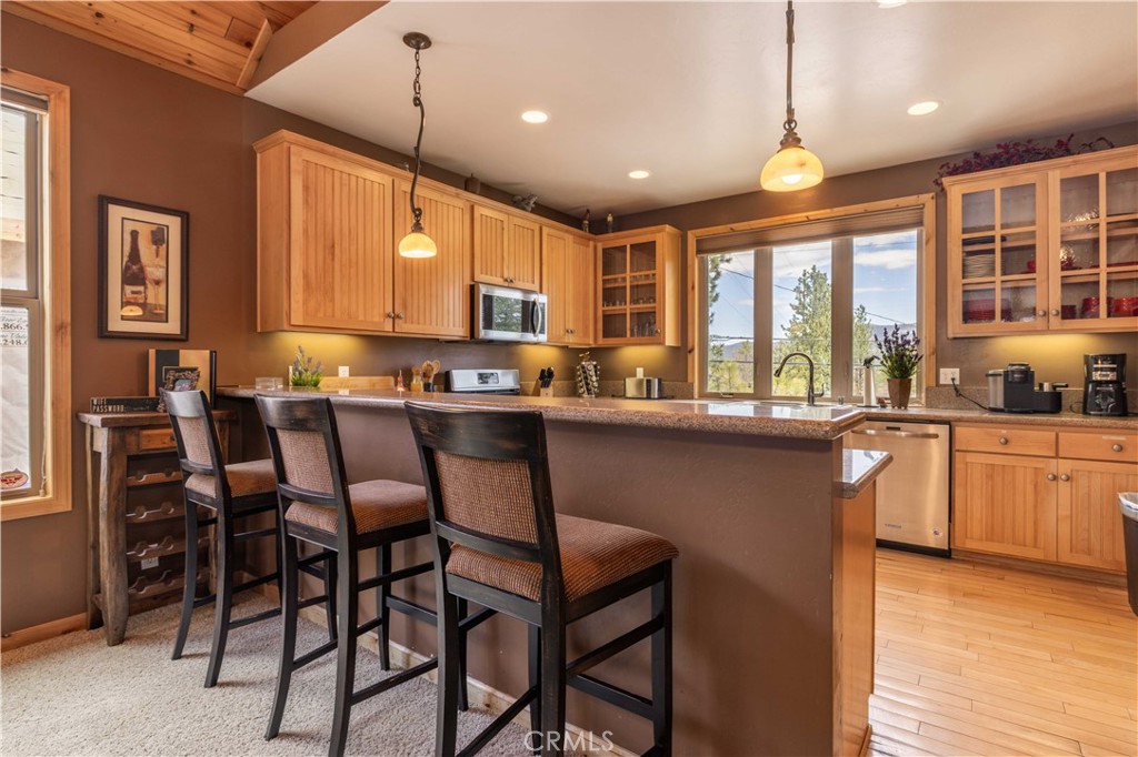 41741 Switzerland Drive