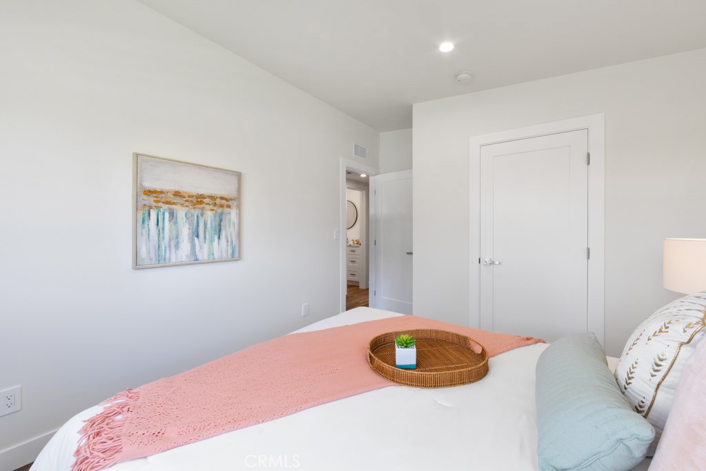 6302 E Pageantry Street