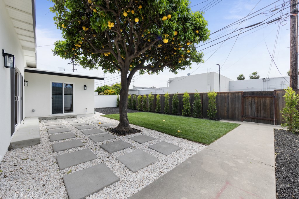 6302 E Pageantry Street