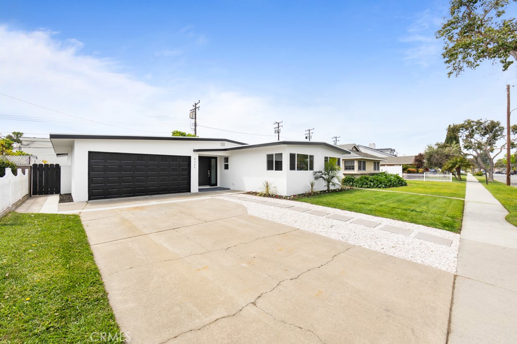 6302 E Pageantry Street