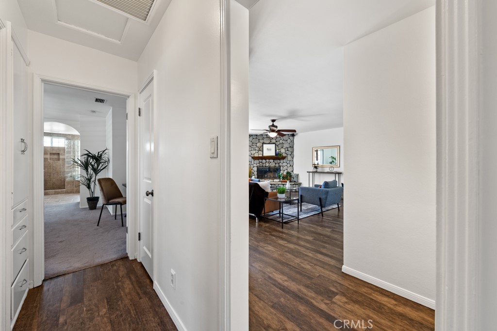 5634 E Mezzanine Way