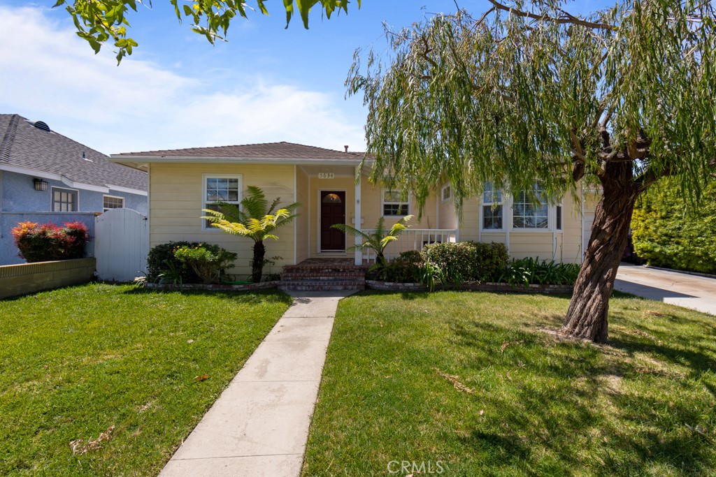 5634 E Mezzanine Way