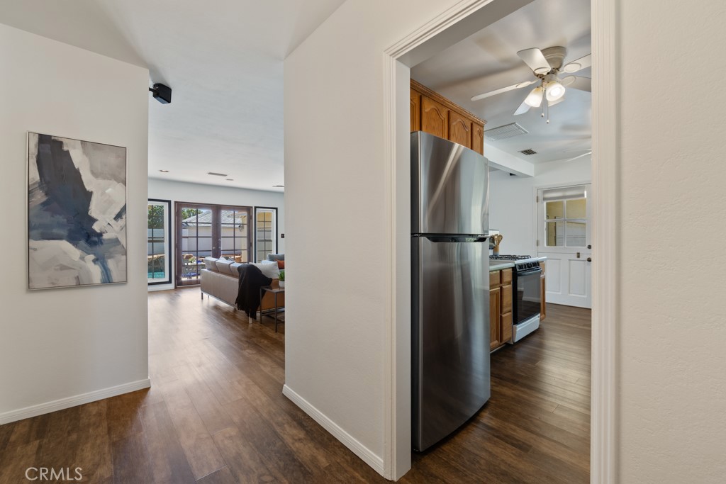 5634 E Mezzanine Way