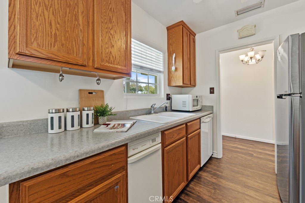 5634 E Mezzanine Way