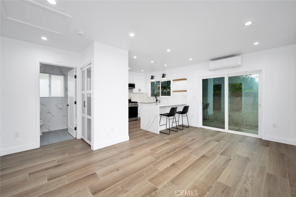 1652 E Rogers Street A