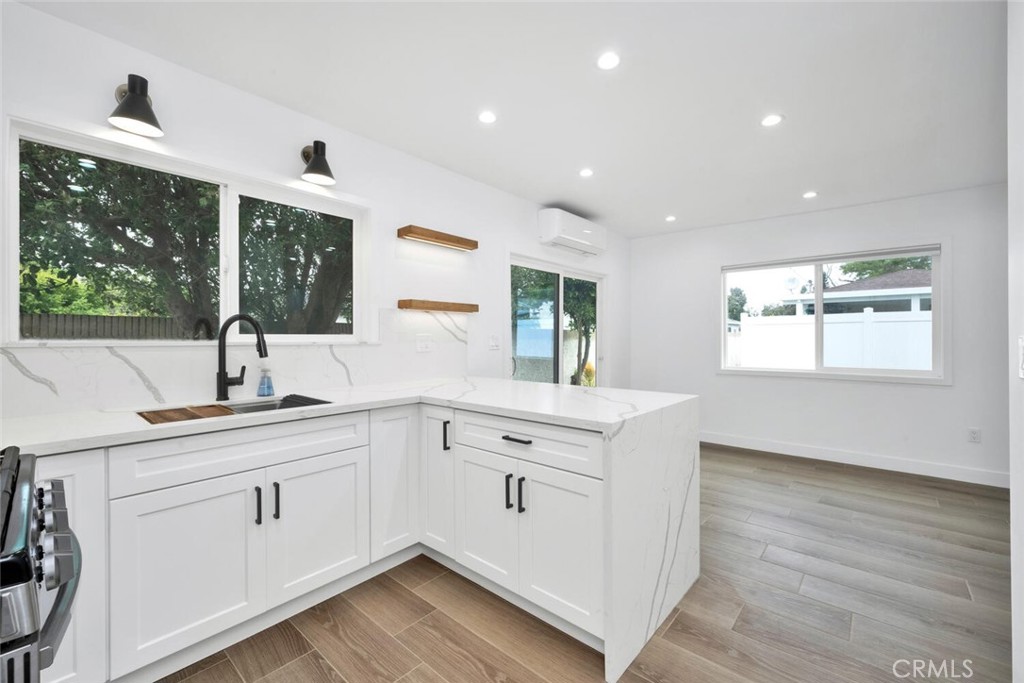 1652 E Rogers Street A