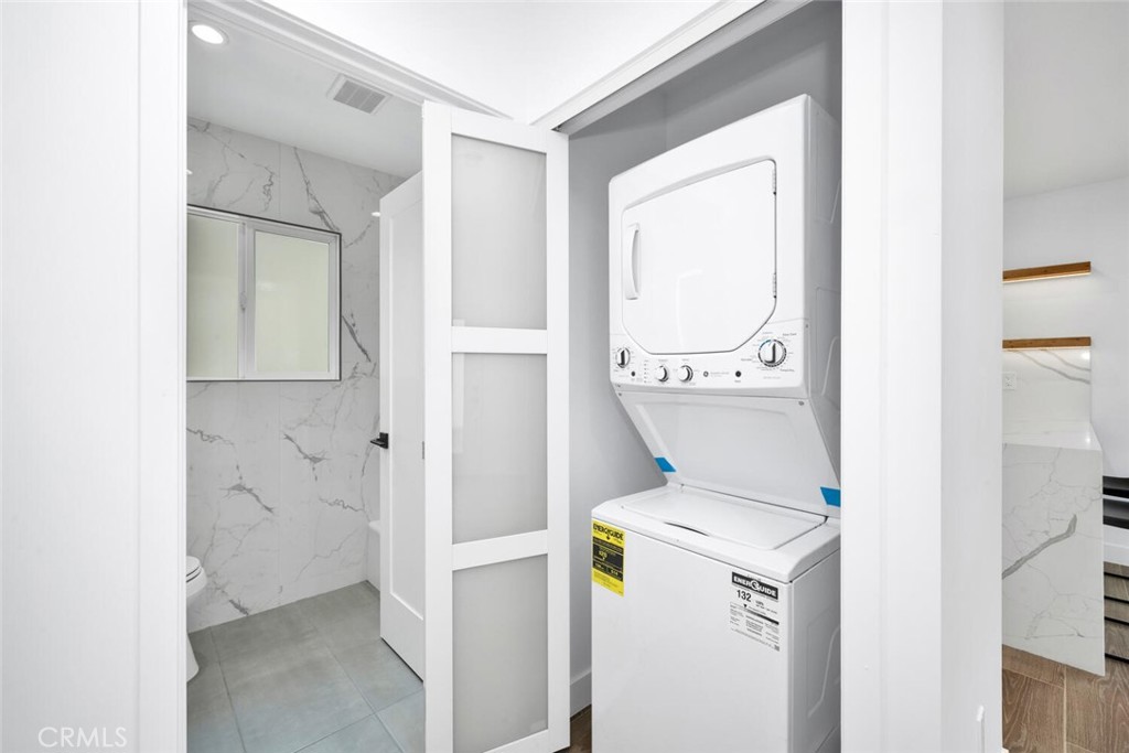 1652 E Rogers Street A