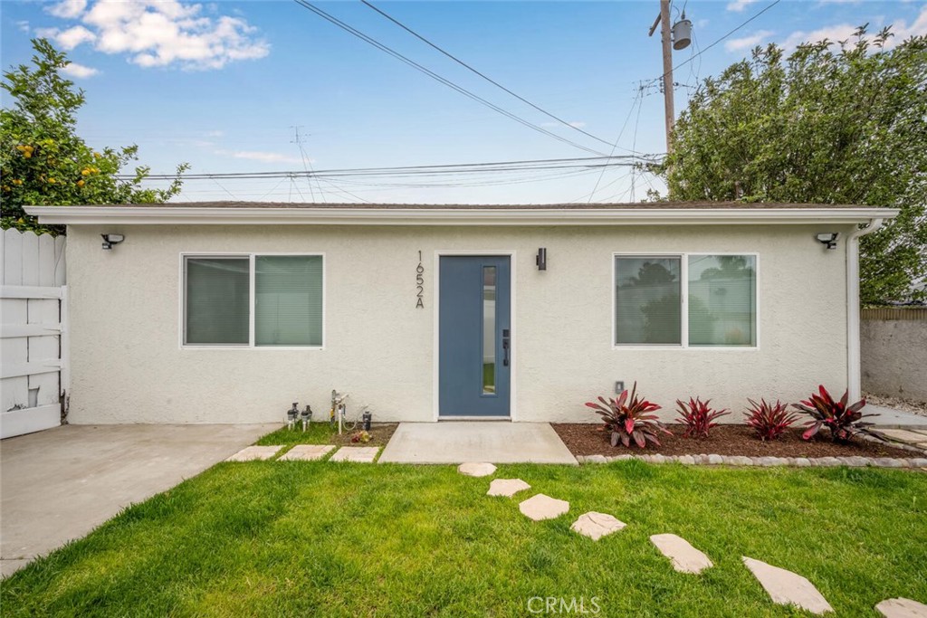 1652 E Rogers Street A