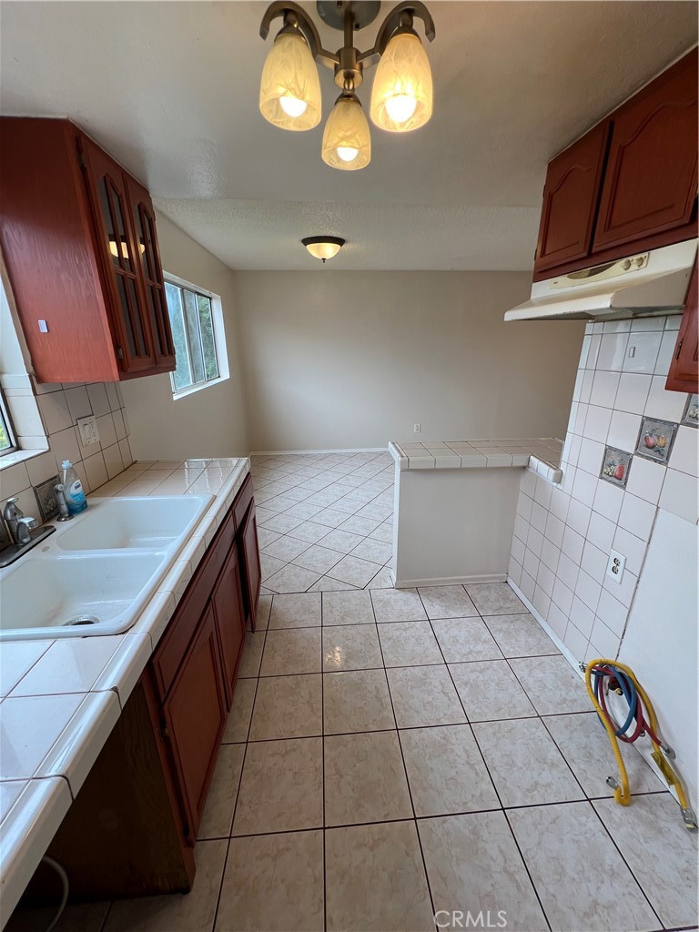 21522 Belshire Avenue 12