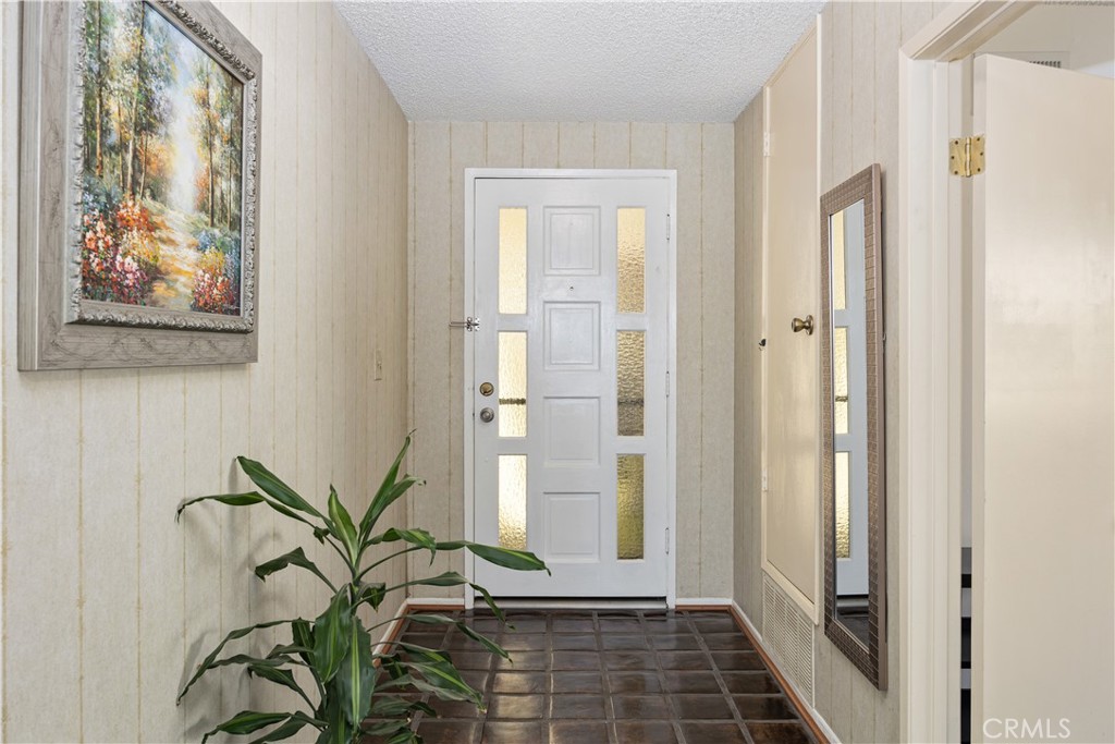 5222 Bridgewood Drive