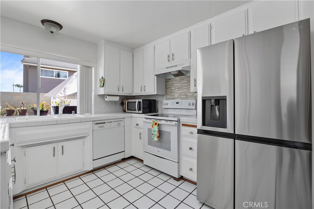 5222 Bridgewood Drive