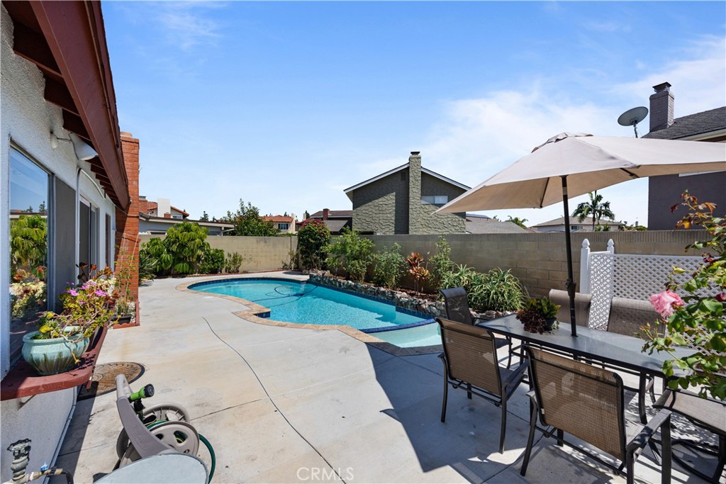 5222 Bridgewood Drive