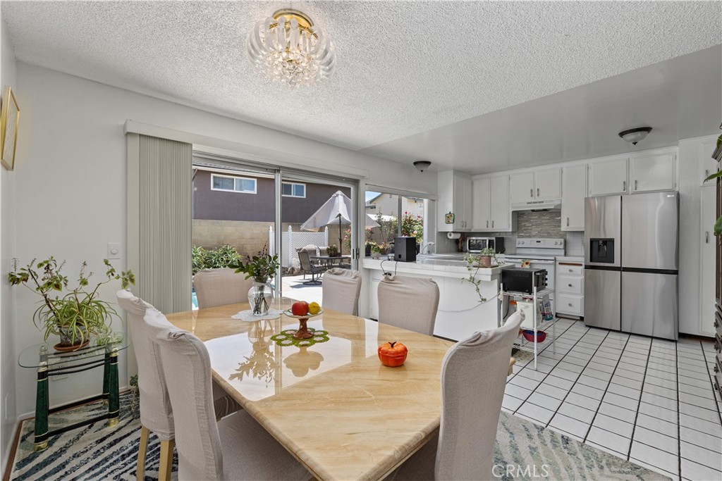 5222 Bridgewood Drive