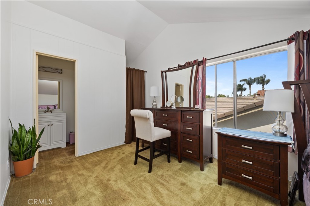 5222 Bridgewood Drive