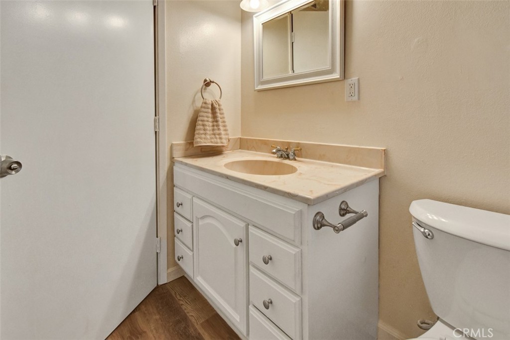 17529 Thornlake Avenue