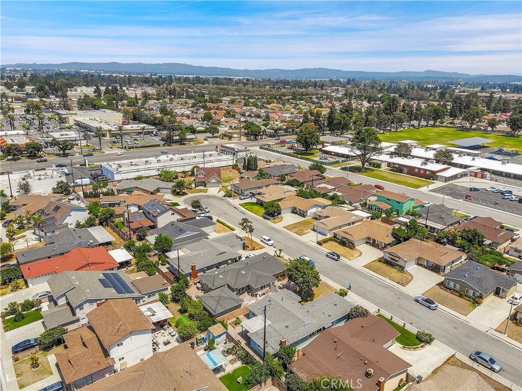 17529 Thornlake Avenue