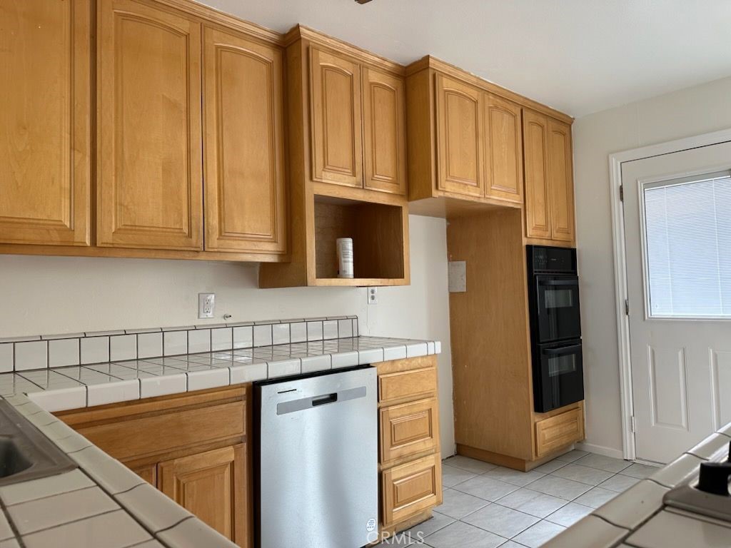 17529 Thornlake Avenue