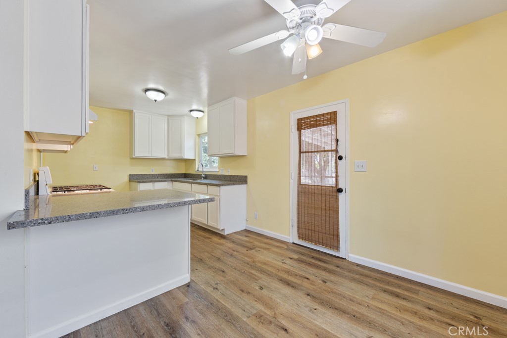 12521 Aristocrat Avenue