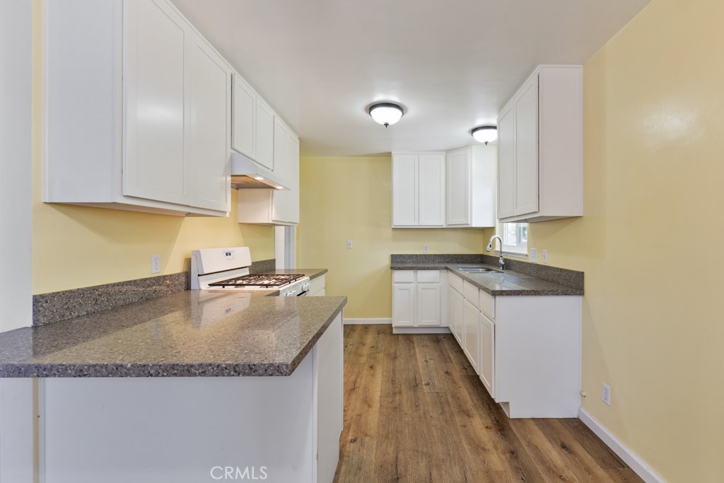 12521 Aristocrat Avenue