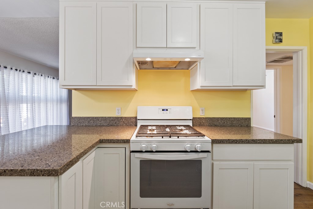 12521 Aristocrat Avenue